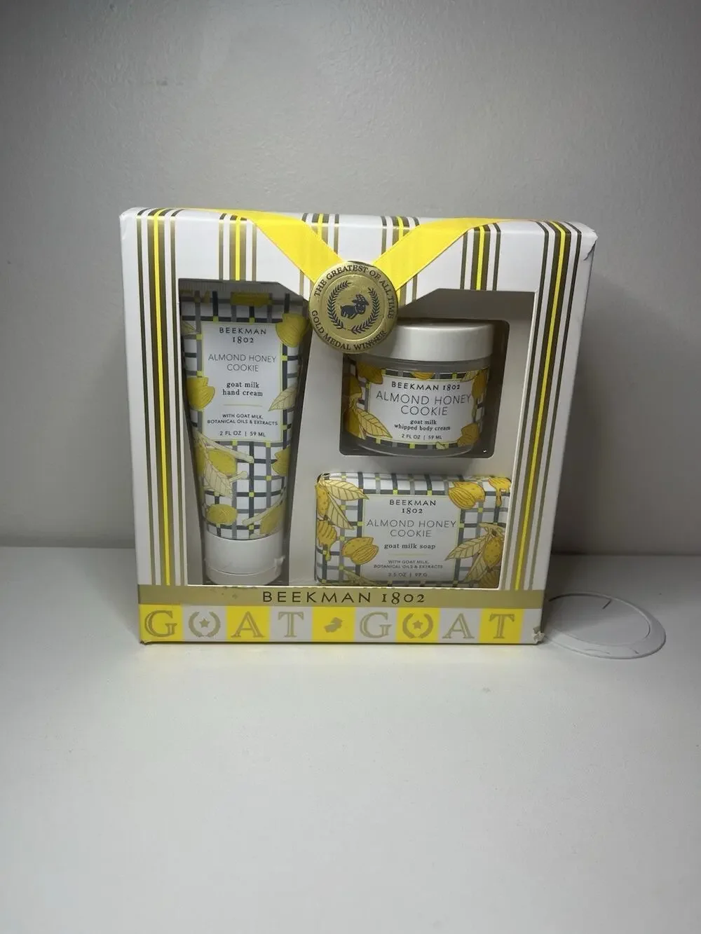 Beekman 1802 NIB Almond Honey Cookie Goat Milk Gift Set Bar Soap Body Hand Cream